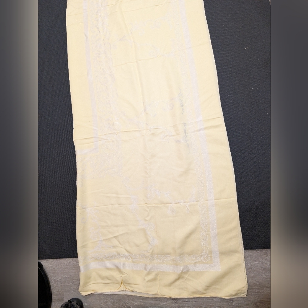 Vintage Damask Long Rectangular Tablecloth. Canary And White.